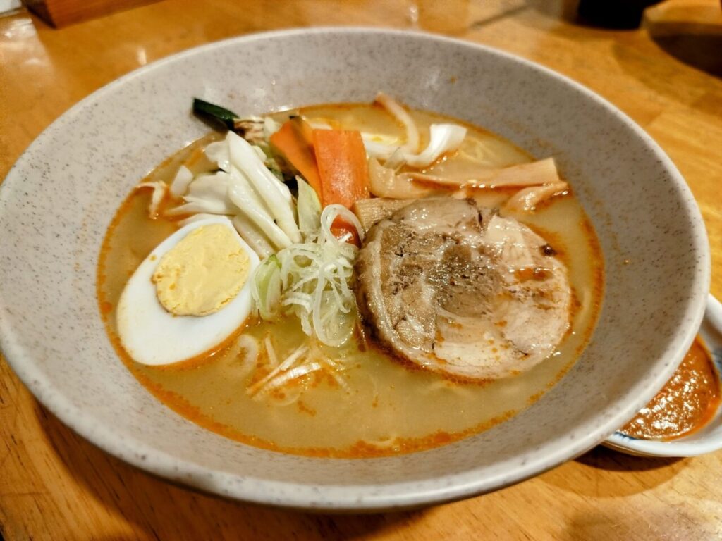 キッチン新潟-豚骨辛味噌ラーメン