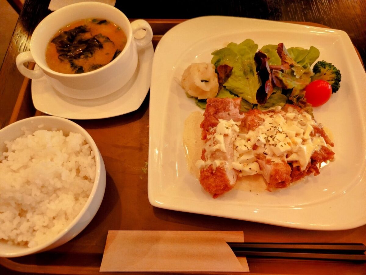 วันลดราคาครึ่งราคา (ชุดอาหารไก่นานบัน) 120B++