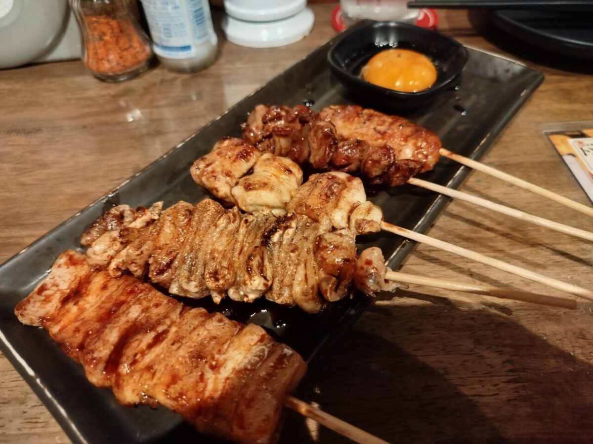 おまかせ串焼き盛り合わせ5本 160B++